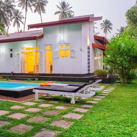 Villa Tropical Oasis Balapitiya Extérieur photo